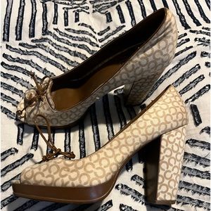 COACH Women's Size 7 1/2B "Corey" Cotton Twill Chunky High Heel Shoes